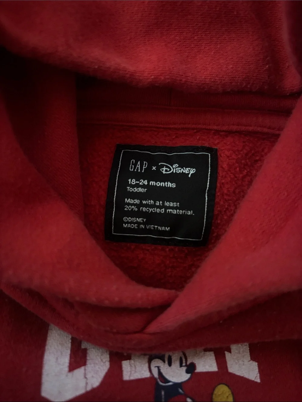 GAP cozy red
